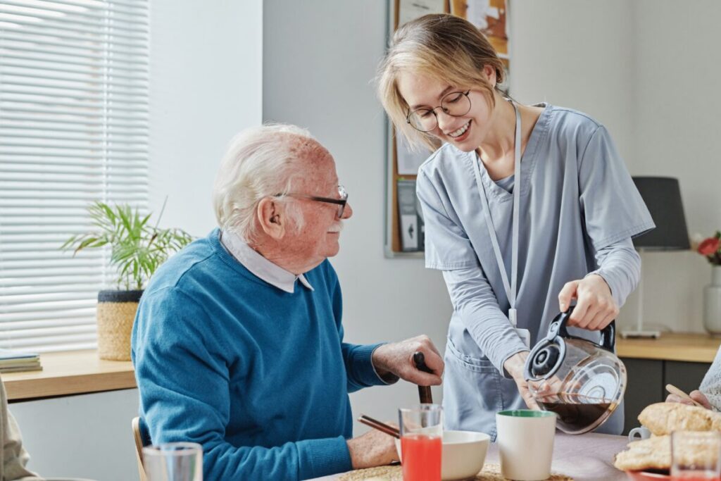 Finding the Right Nursing Home: A Guide to Nursing Homes Near Me
