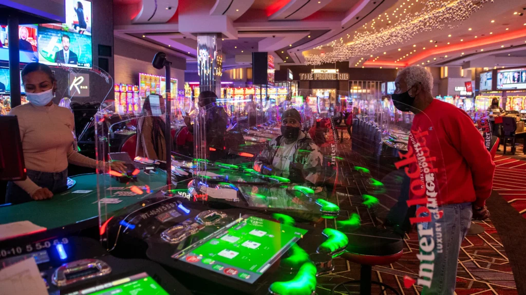 Inside the World of Live Casino: How Technology is Elevating the Game live casino
